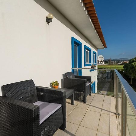 Beachfront Villa In Esposende Exterior photo