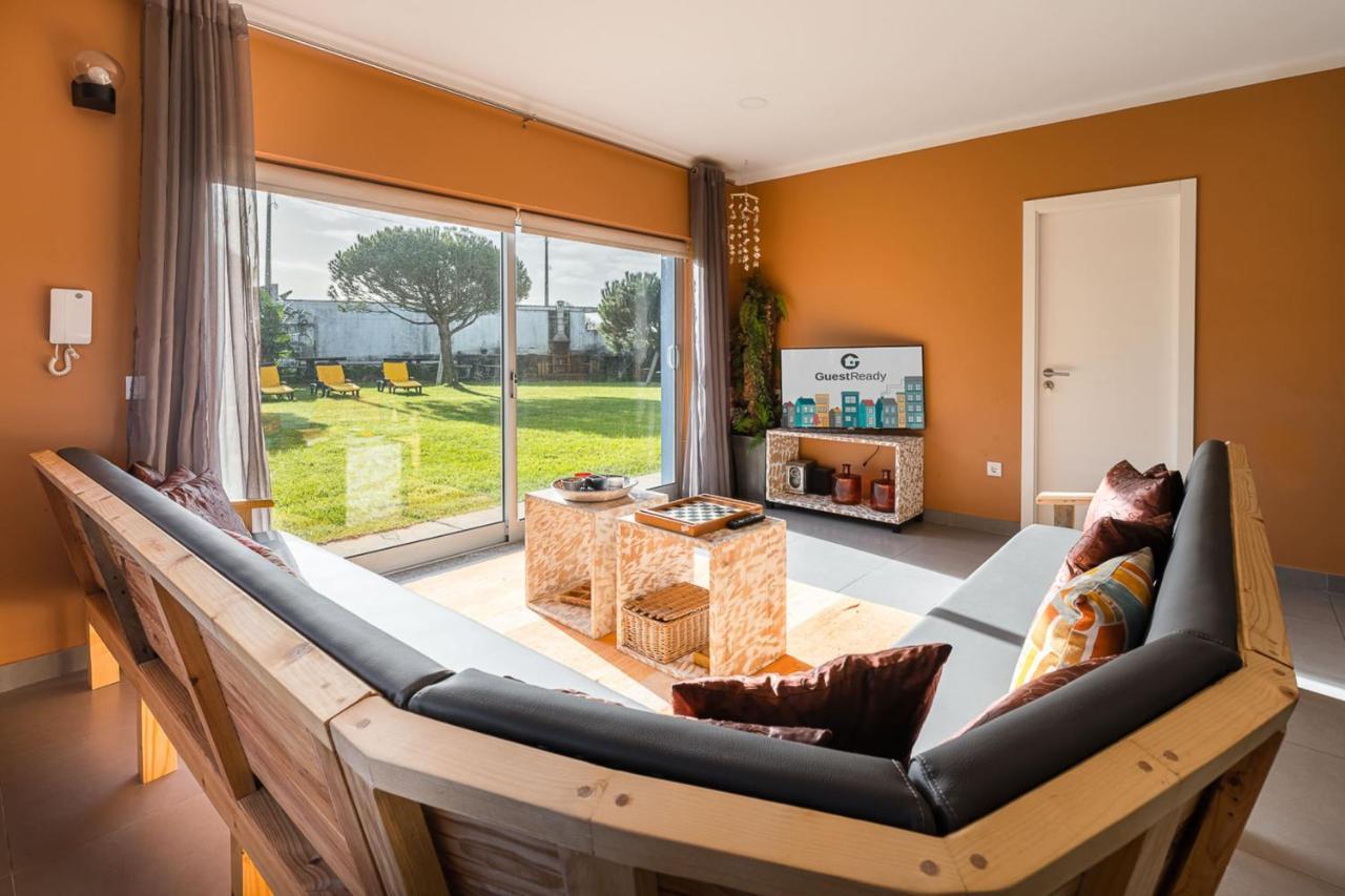 Beachfront Villa In Esposende Exterior photo